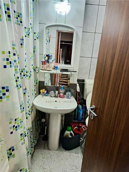 Apartament cu 2 camere decomandat în Girocului