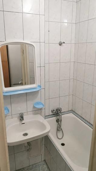 Garsonieră decomandată în Rogerius