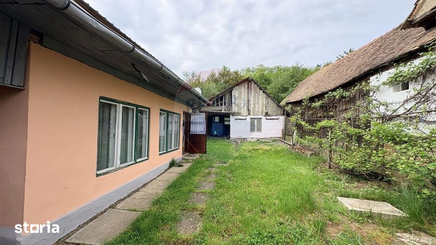 Casă cu 2 camere cu Teren 360 Mp în Biertan