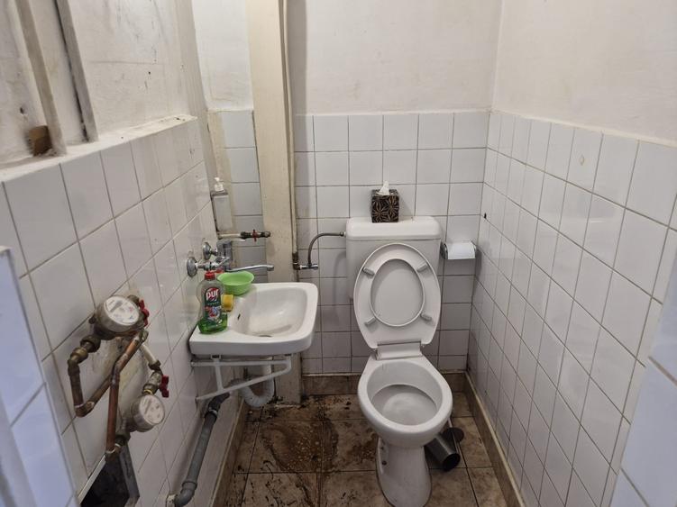 Spațiu comercial, de 73 mp, în Decebal