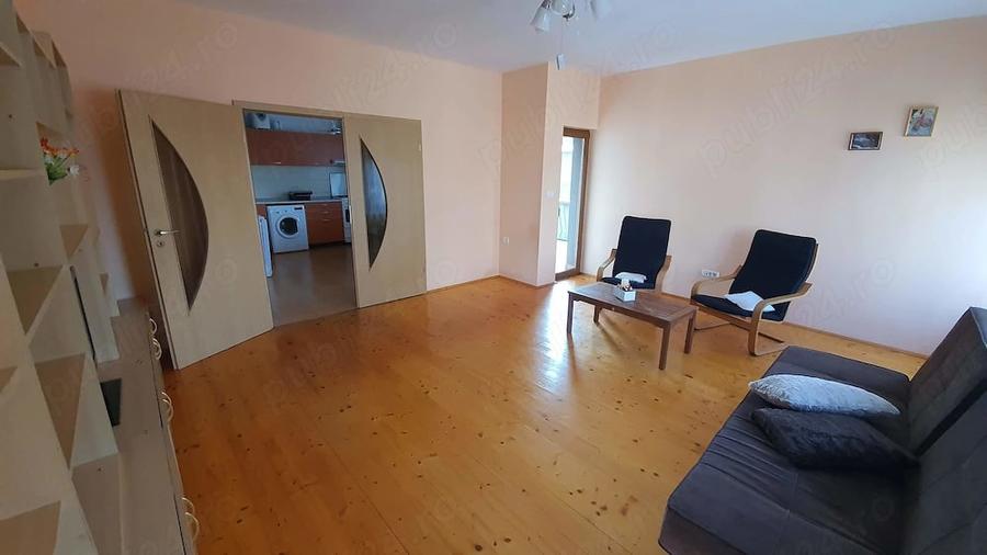 Apartament cu 3 camere decomandat în Central