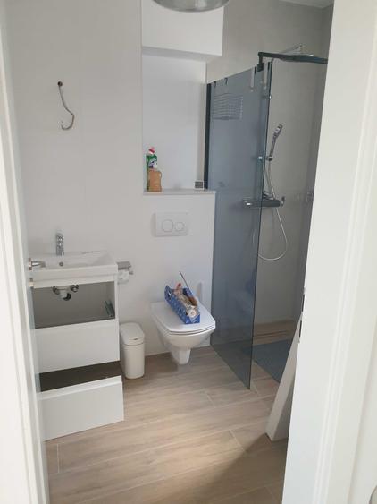 Casă cu 4 camere cu Teren 300 Mp în Central