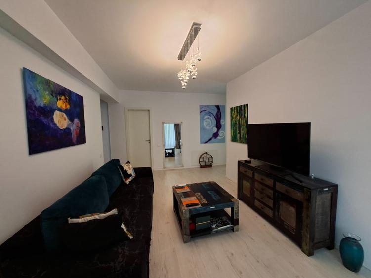 Inchiriere 3 camere -parcare inclusa -ela cotroceni- - 2