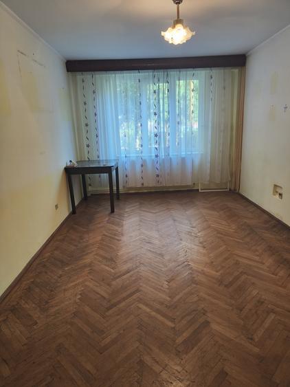Apartament cu 2 camere circular în Astra