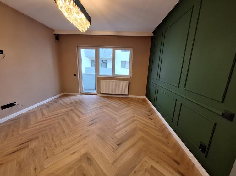 Apartament cu 2 camere semidecomandat în Florești