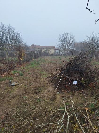 Casă cu 4 camere în Stroiești