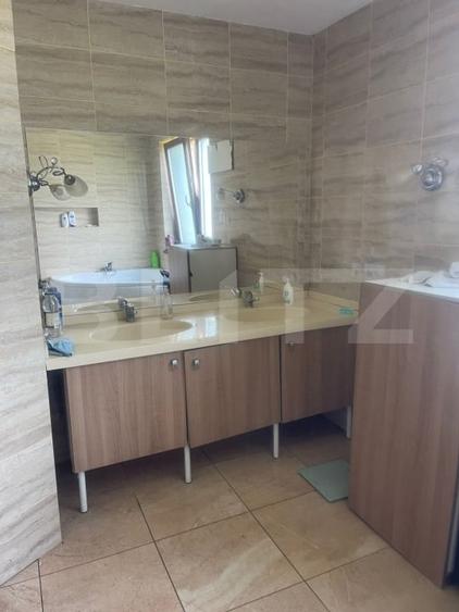 Casă individuală cu 3 camere cu Garaj în Pomi