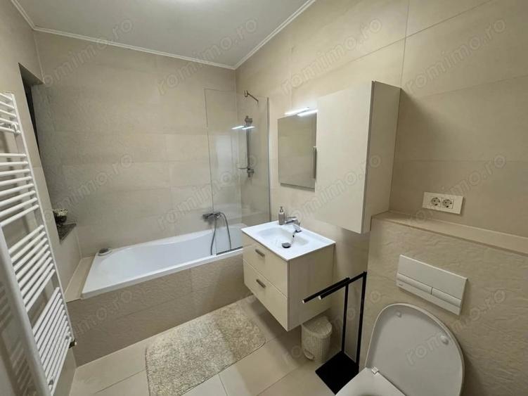 Apartament cu 2 camere semidecomandat în Dumbrăvița