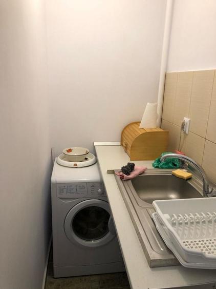 Garsonieră decomandată în Central