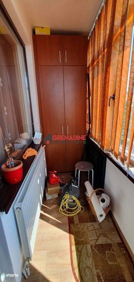 Apartament 2 Camere Decomandat - Parcare - Contract ANAF - Tractorul - 2