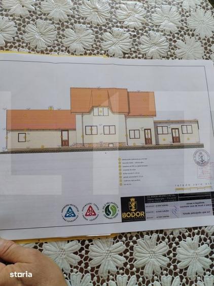 Casă cu 5 camere cu Teren 1337 Mp în Belin