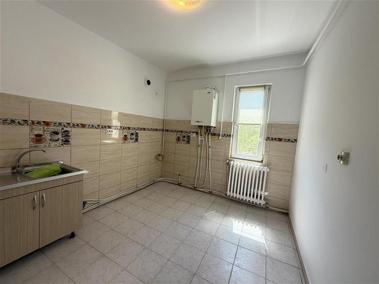 Apartament cu 2 camere decomandat în Frumoasa
