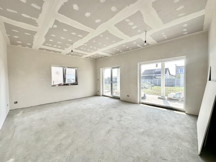 Casă individuală cu 3 camere cu Teren 640 Mp în Moșnița Nouă