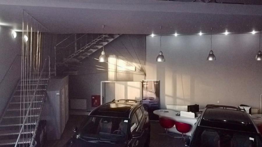 Spațiu comercial, de 1,184 mp, în Berceni