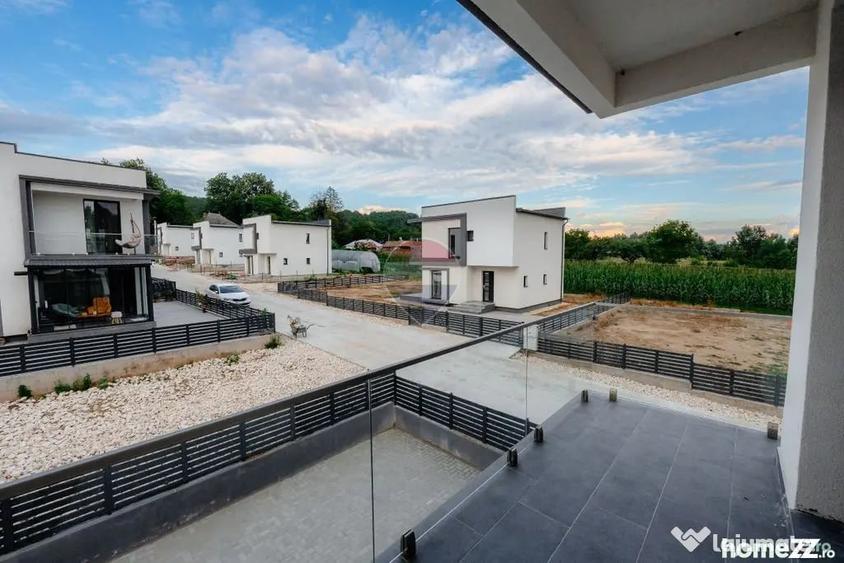 Casă cu 3 camere cu Teren 181 Mp în Budeasa