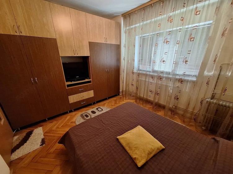 Apartament cu 2 camere decomandat în Dâmbovița