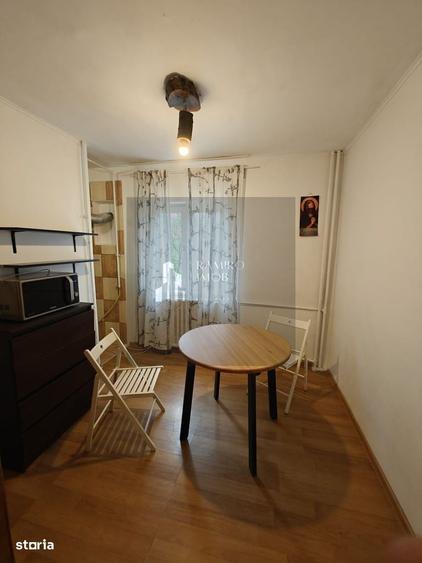 Apartament cu 2 camere semidecomandat în Baicului