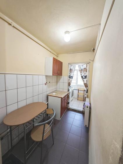 Apartament cu 2 camere decomandat în Vasile Aaron