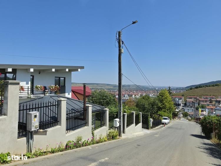 Casă cu 4 camere în Florești