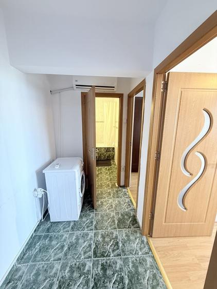 Apartament cu 3 camere semidecomandat, mobilat în Iancului