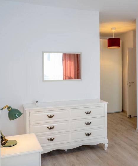 Apartament cu 3 camere decomandat în Cățelu