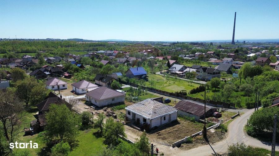 Casă cu 4 camere cu Teren 500 Mp în Central
