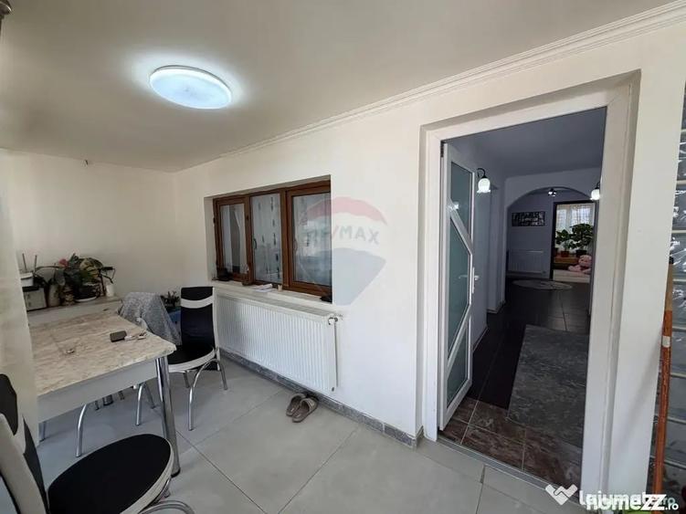 Casă cu 3 camere cu Teren 443 Mp în Central