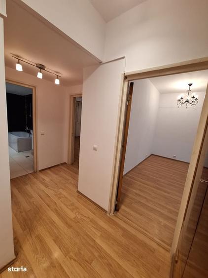 Apartament cu 3 camere în Brezoianu