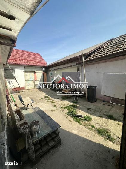 Casă cu 4 camere decomandat cu Teren 200 Mp în Central