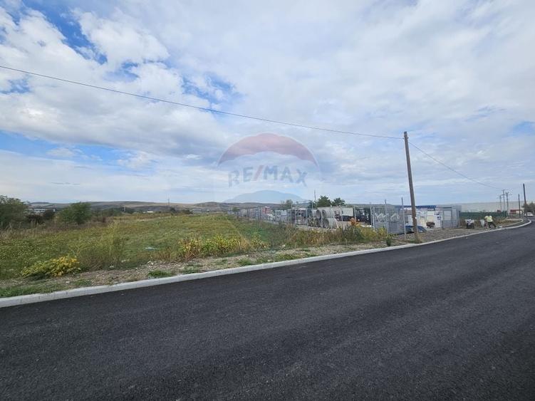 Teren Construcții intravilan de 11264 mp, în Sânnicoară