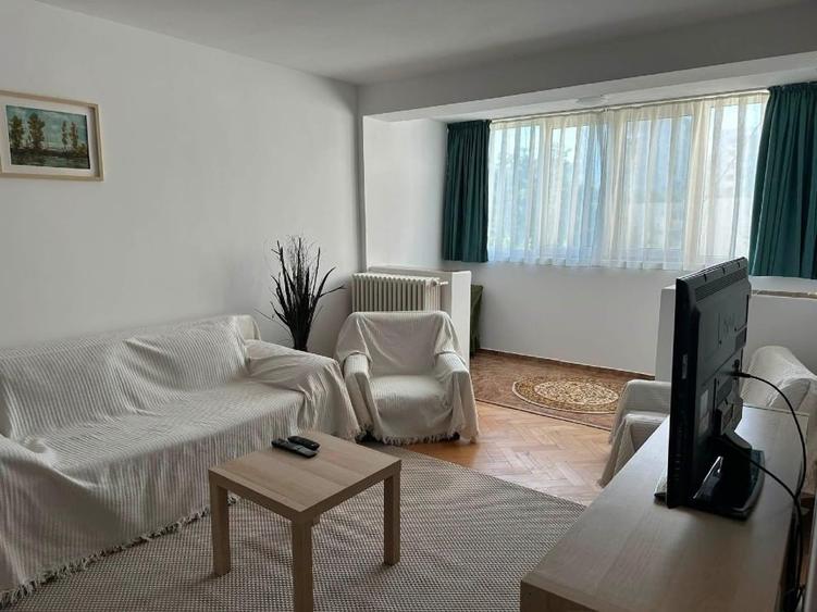 Inchiriere apartament Titan 3 camere - 1