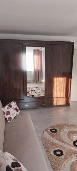 Apartament cu 2 camere decomandat în Exterior Vest