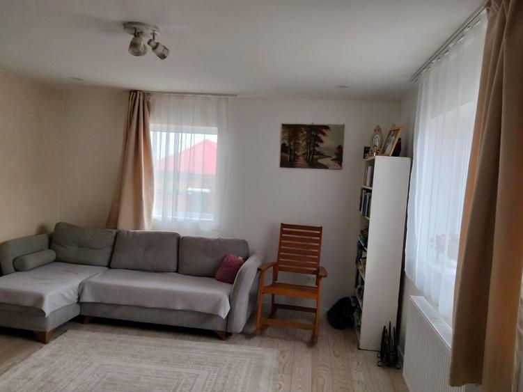 Casă cu 3 camere în Siminoc