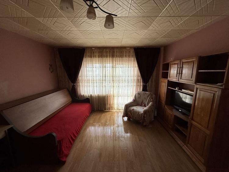 APARTAMENT 2 CAMERE (fara agentie) - 65.000 negociabil