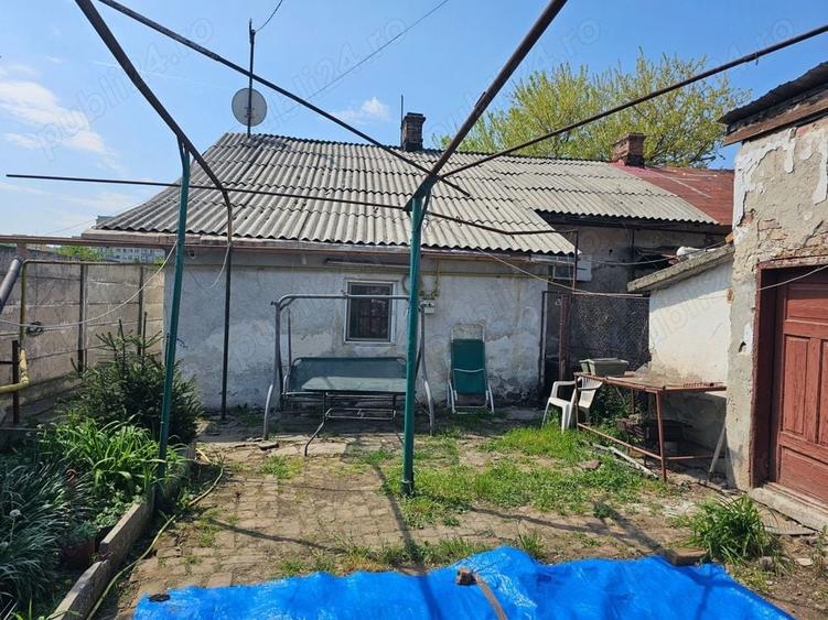 Casă cu 4 camere cu Teren 120 Mp în Obor