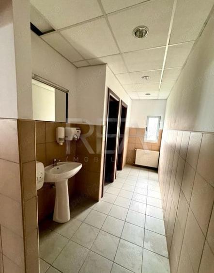 Spațiu comercial, de 1,600 mp, în Tunari