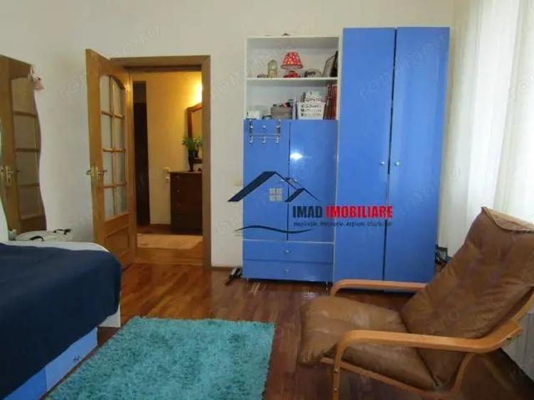 Casă cu 1 camere cu Teren 387 Mp în Central