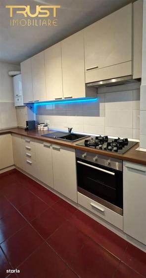 Apartament cu 2 camere decomandat în Dârste