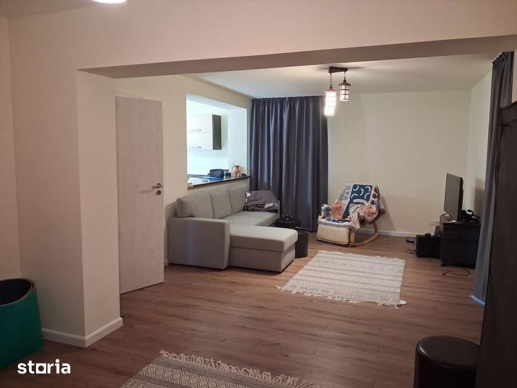Casă cu 4 camere cu Teren 500 Mp în Berceni