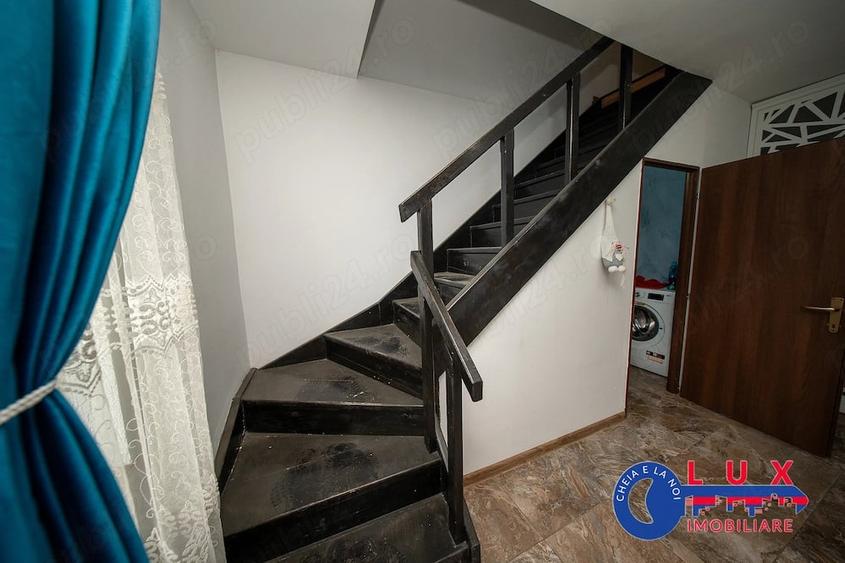 Casă cu Teren 200 Mp în Babadag