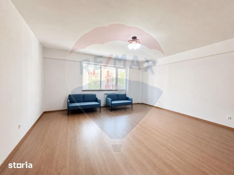Casă cu 6 camere cu Teren 180 Mp în Crângași
