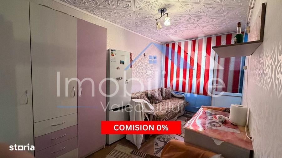 Garsoniera de vanzare Str. Venus, Petrosani | Etaj 3/4 - 2