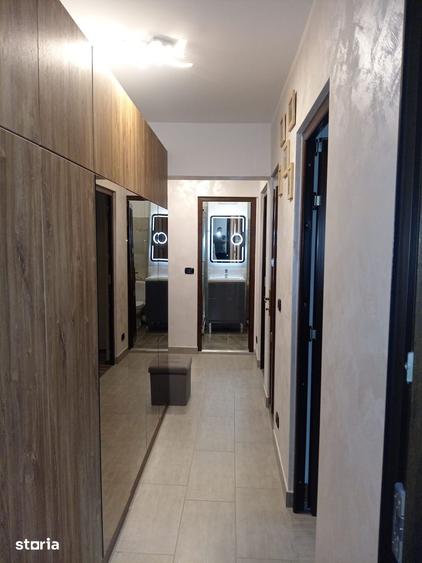 Apartament cu 2 camere decomandat în Coman
