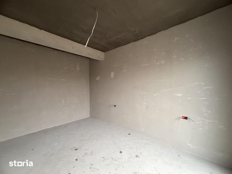 Casă cu 4 camere cu Teren 313 Mp în Central