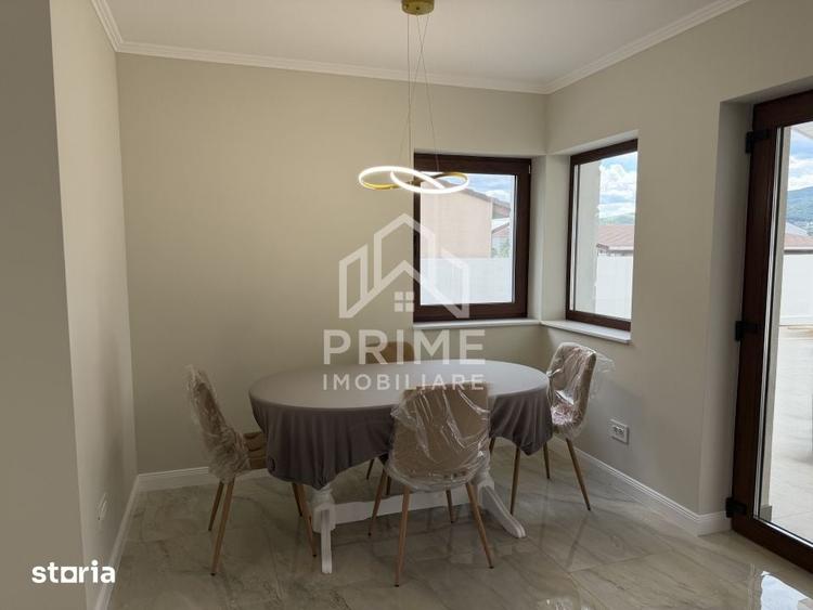 Casă cu 4 camere cu Teren 470 Mp în Micești