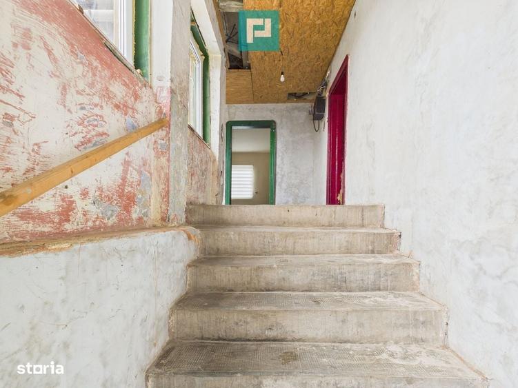 Casă cu 3 camere cu Teren 1216 Mp în Vinga