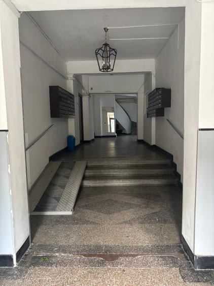Apartament cu 2 camere semidecomandat în Calea Victoriei