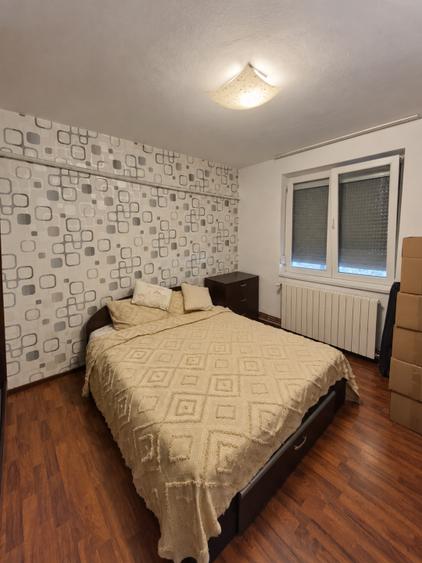 Apartament cu 4 camere, mobilat în Sebastian