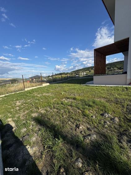 Casă cu 4 camere cu Teren 480 Mp în Chinteni