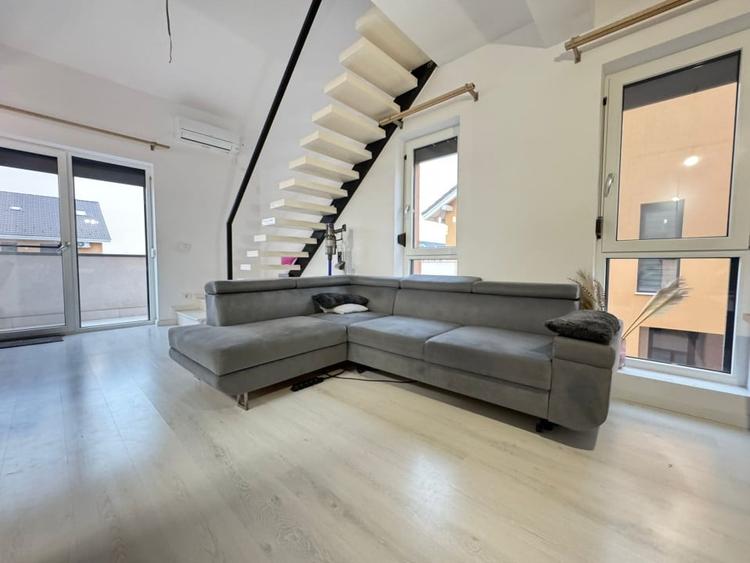 Apartament cu 3 camere decomandat, mobilat în Giroc